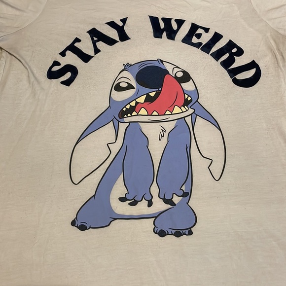 Disney's Lilo & Stitch "Stay Weird" Stitch T-shirt - XXL - Picture 2 of 6